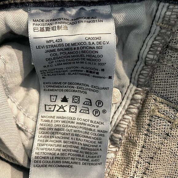 New! Levi’s Denizen Slim Fit Light-Wash Jeans. Size 8. - Picture 5 of 5